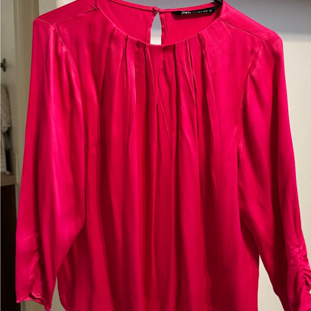 Zara Women's Vibrant Pink Blouse